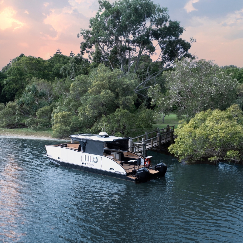 lilo boat on noosa river